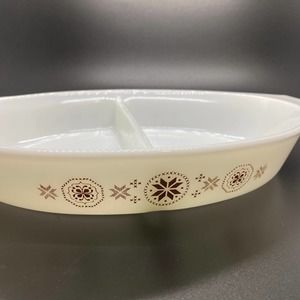 Pyrex Town and Country Divided Dish 1963